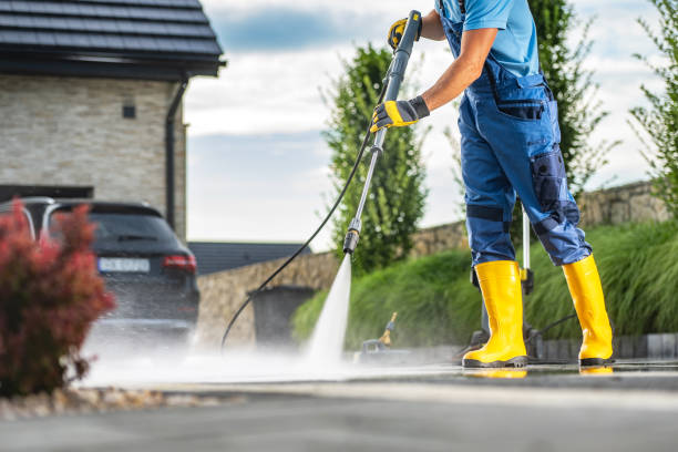 Best Commercial Building Pressure Washing  in New California, OH